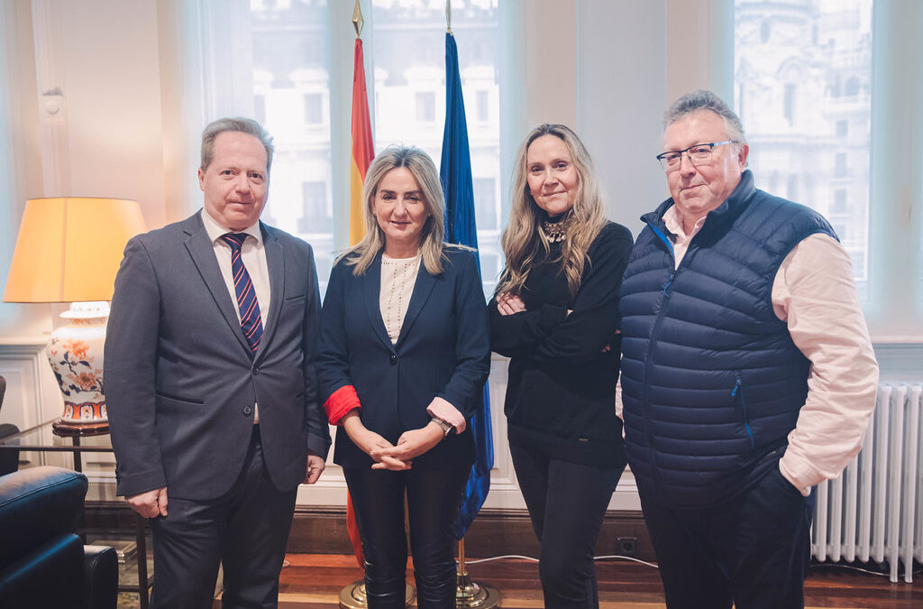 CONCAPA mantiene una reunión con la nueva ministra de Educación, Milagros Tolón